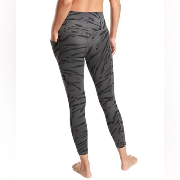 Athleta Salutation Stash Pocket Leggings Small - Picture 3 of 11
